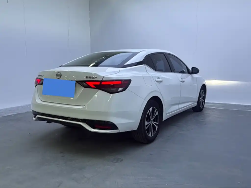 Nissan Sylphy — миниатюра 6
