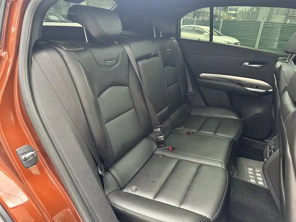 Cadillac XT4 2021 28T Luxury
