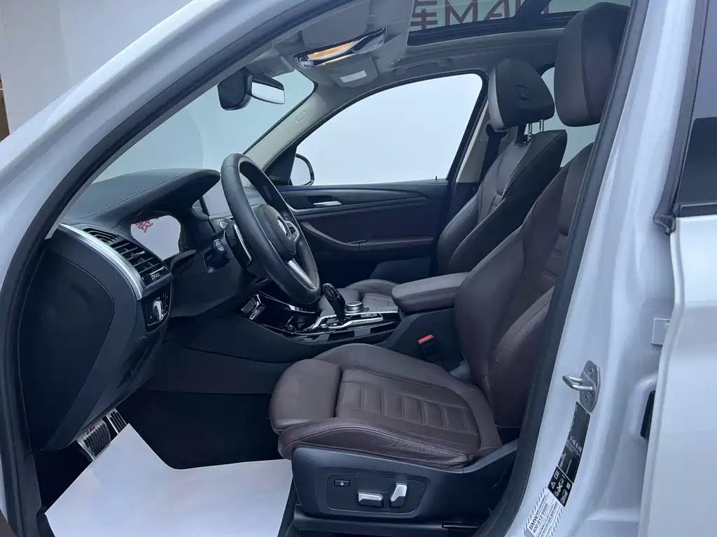 BMW X3 — миниатюра 9