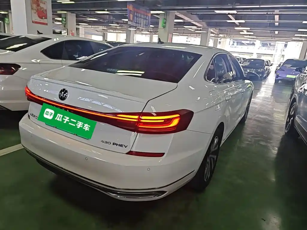 Volkswagen 帕萨特插电混动 — миниатюра 7