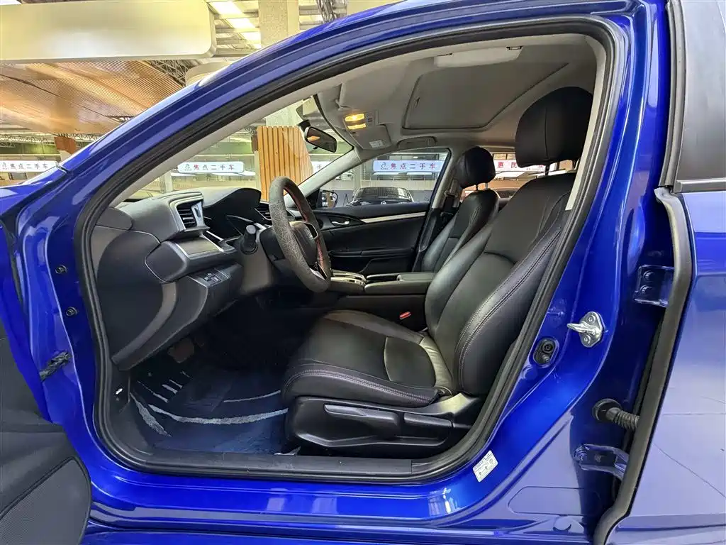 Honda Civic — миниатюра 4