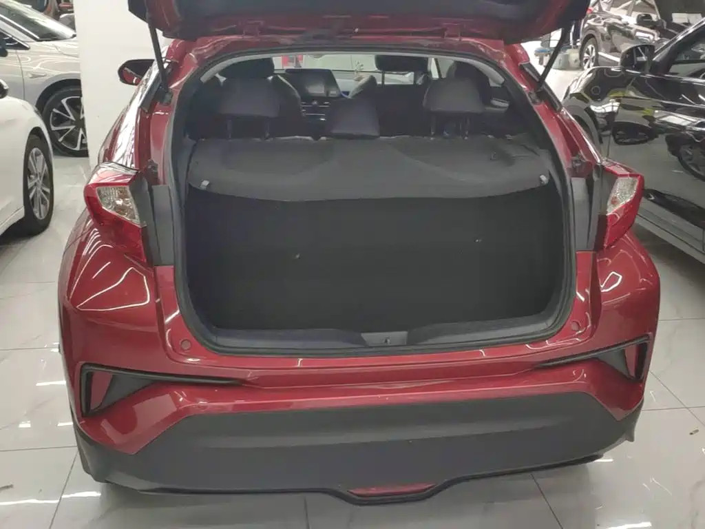 Toyota C-HR — миниатюра 19
