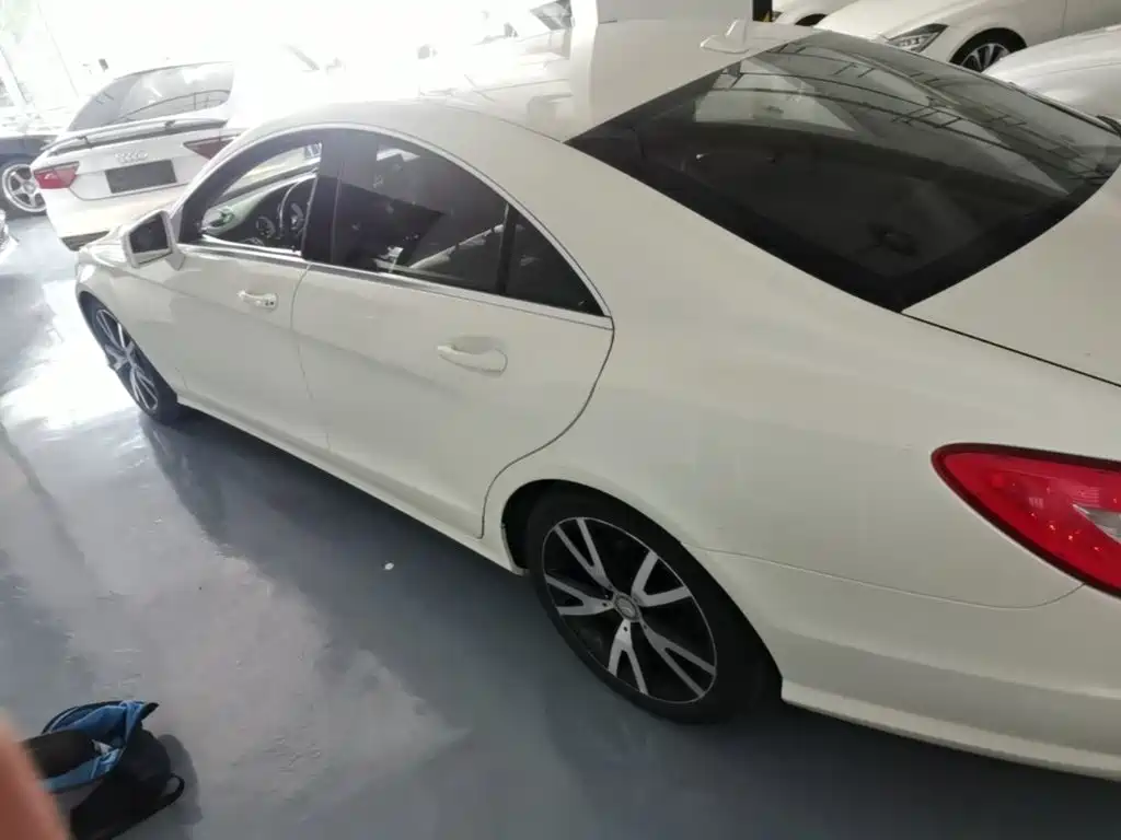Mercedes-Benz CLS 2012 CLS 300 CGI