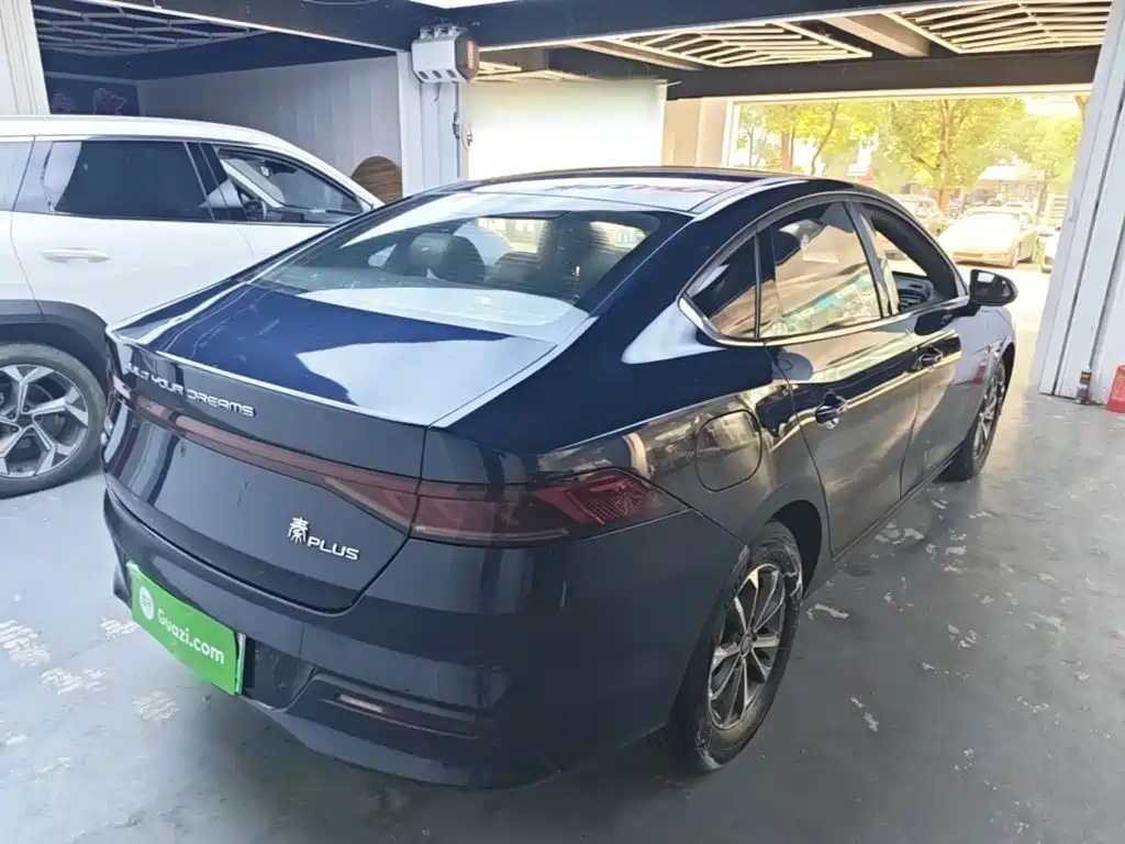 BYD Qin Plus 2023 — фото 6