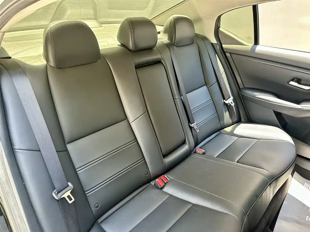 Nissan Sylphy 2021 1.6L XL CVT Enjoy