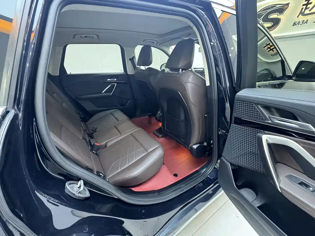 BMW X1 — миниатюра 10