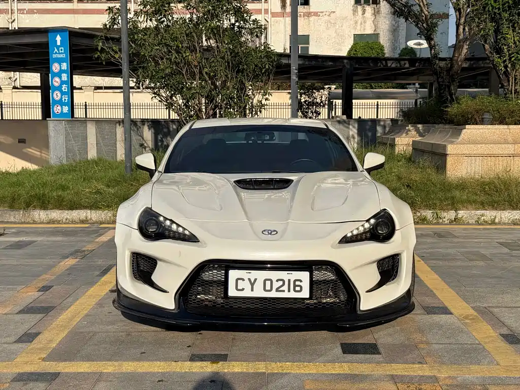 Toyota 86 — миниатюра 2