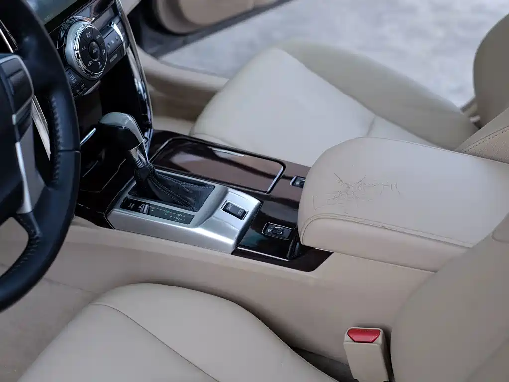 Toyota Reiz — миниатюра 19