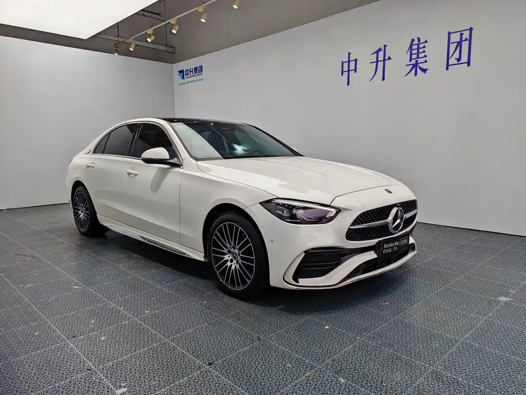Mercedes-Benz C-Class — миниатюра 3
