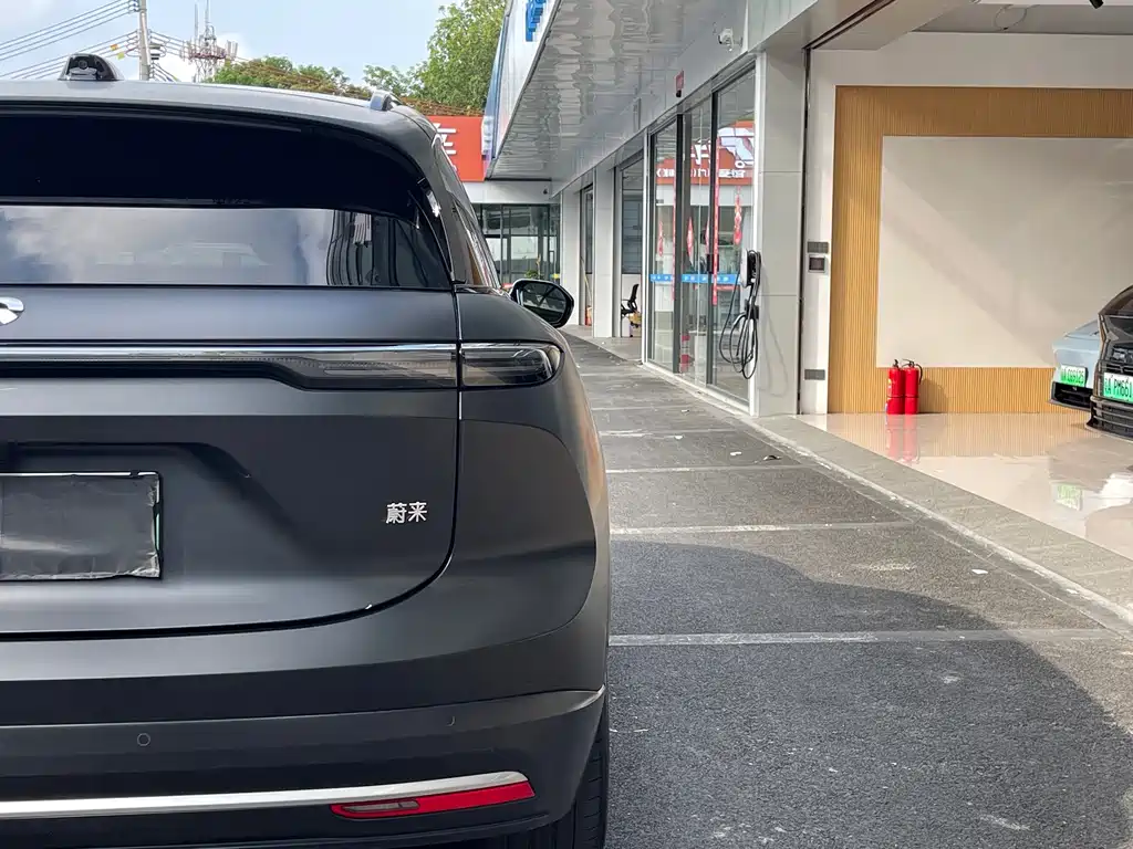 NIO ES6 — миниатюра 12