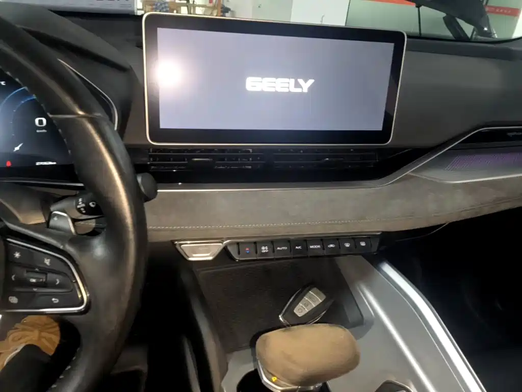 Geely Xingrui — миниатюра 13