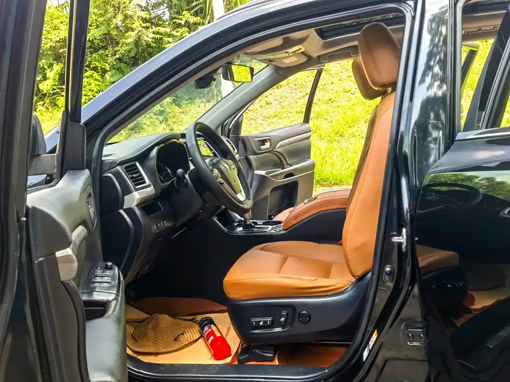 Toyota Highlander — миниатюра 9