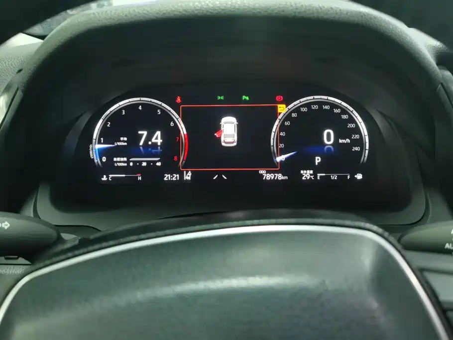 Toyota Camry — миниатюра 14