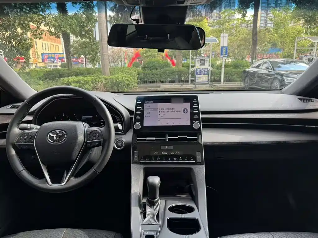 Toyota Avalon — миниатюра 15