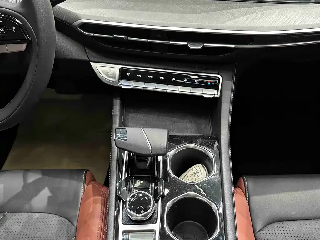 Changan Eado — миниатюра 12