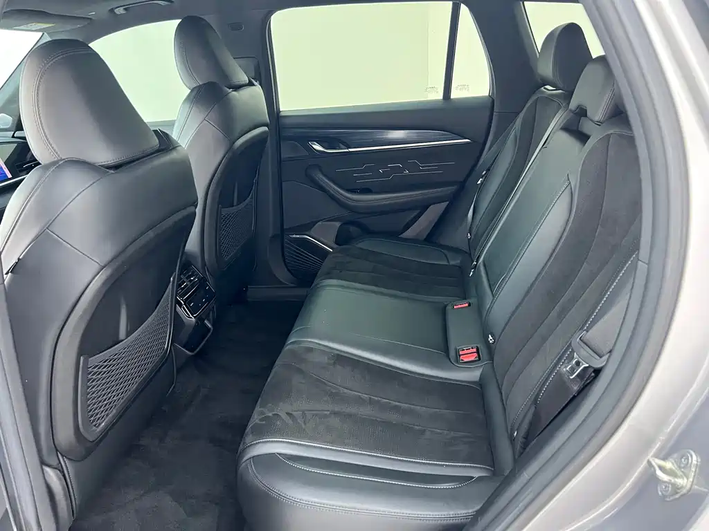 Geely Xingyue L — миниатюра 5
