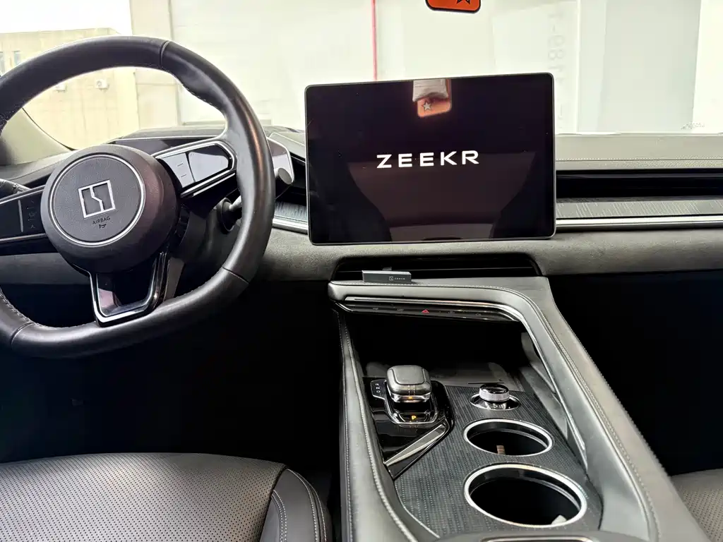 Zeekr 001 — миниатюра 13