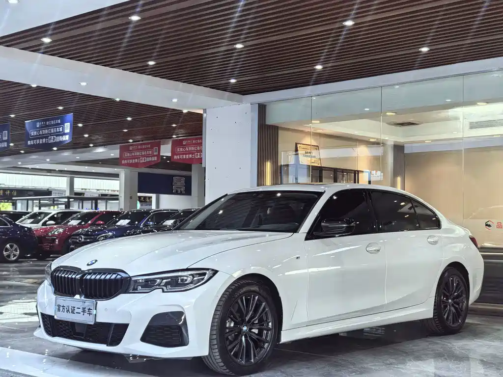 BMW 3 Series 2022