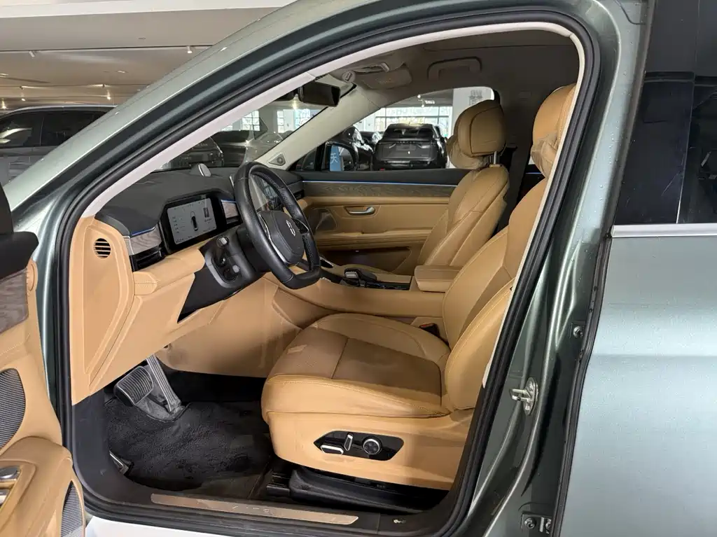 HONGMENG ZHIXING ASK THE WORLD M5