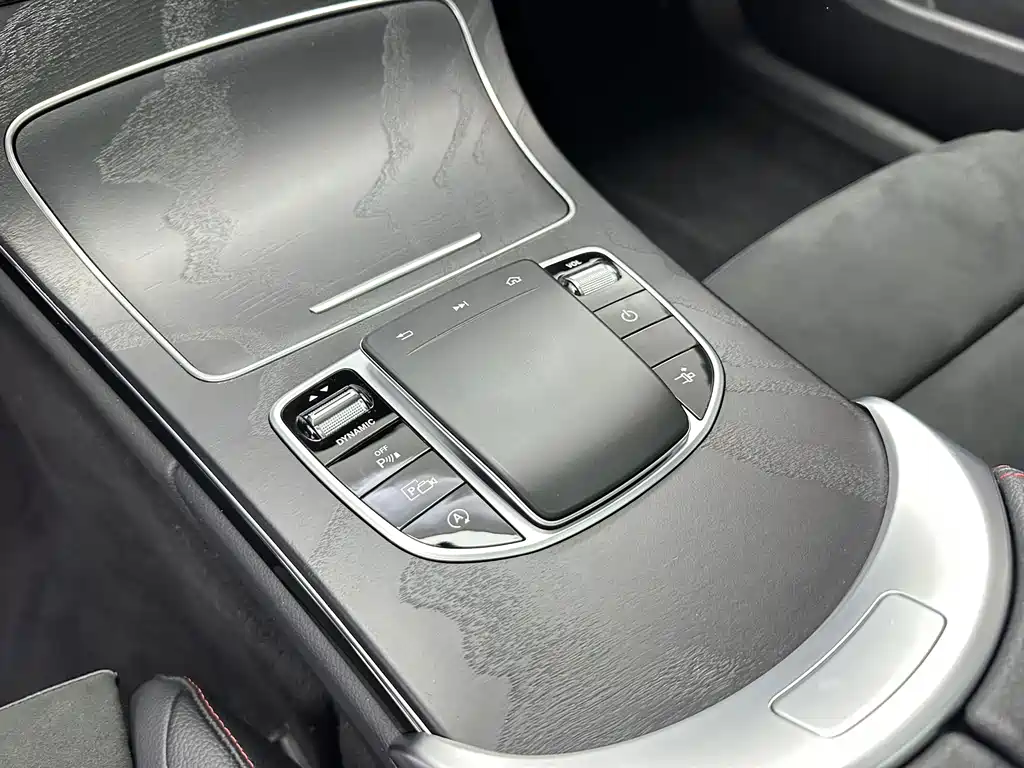 Mercedes-Benz C-Class (Import) — миниатюра 17