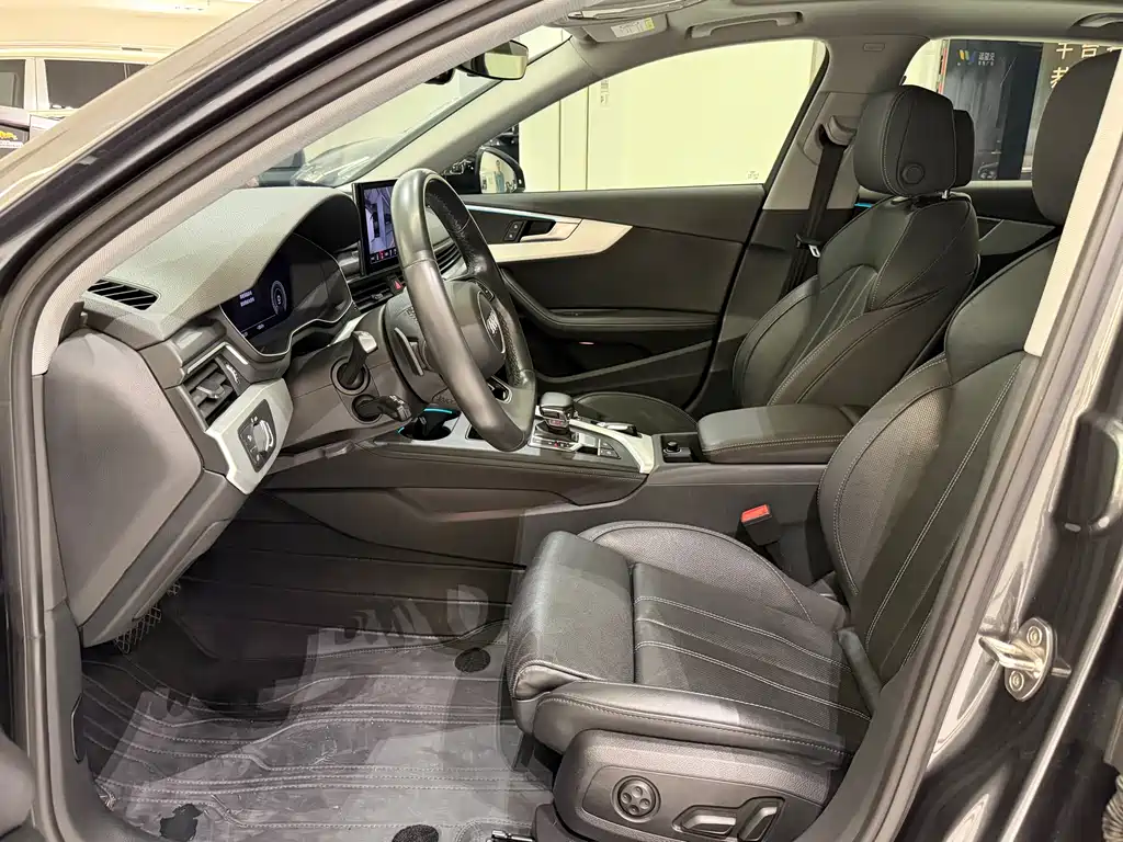 Audi A4L 2022 40 TFSI Fashion