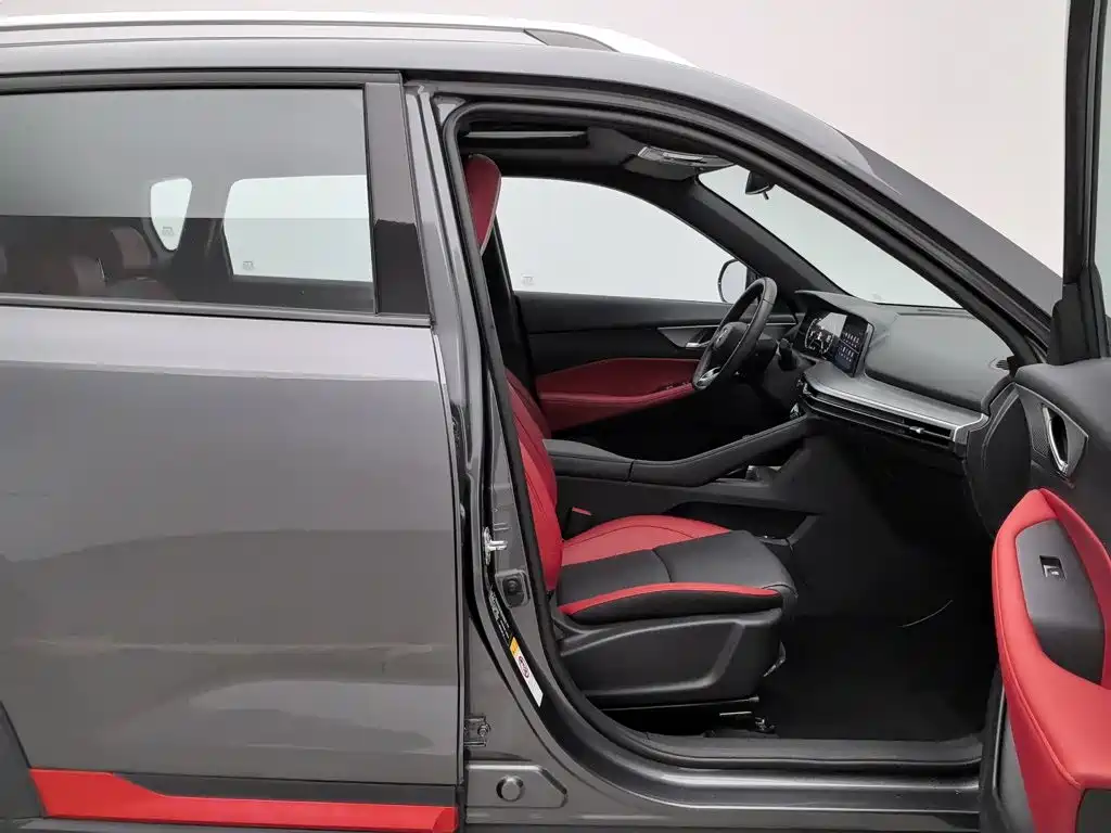 Changan CS35PLUS — миниатюра 23