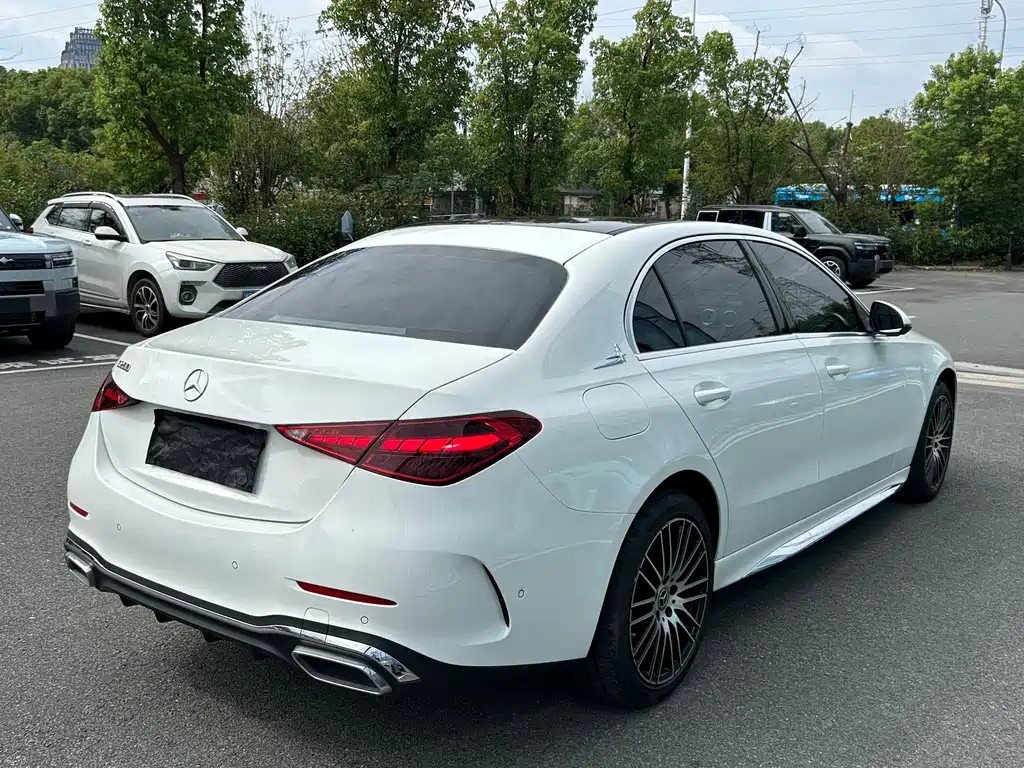 Mercedes-Benz C-Class — миниатюра 19
