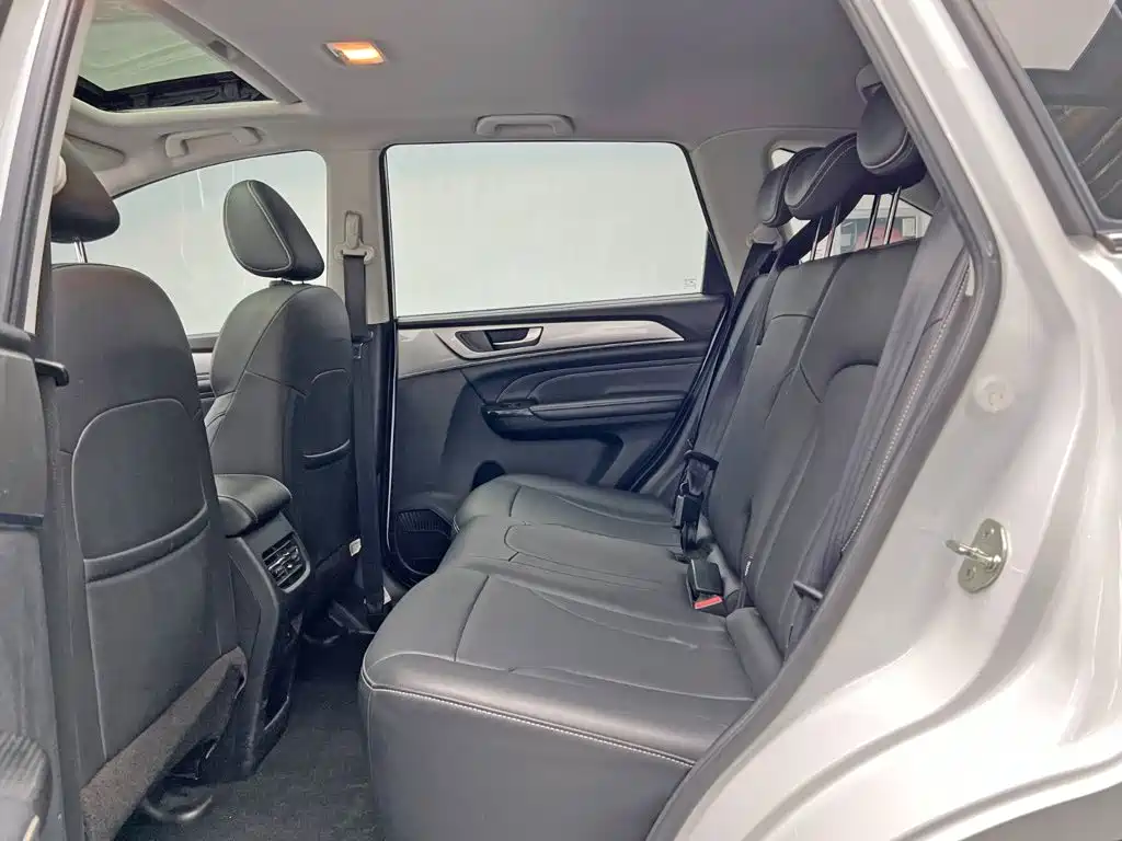 Haval M6 — миниатюра 15
