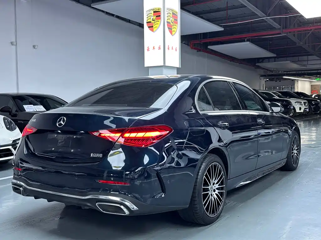 MERCEDES-BENZ C CLASS