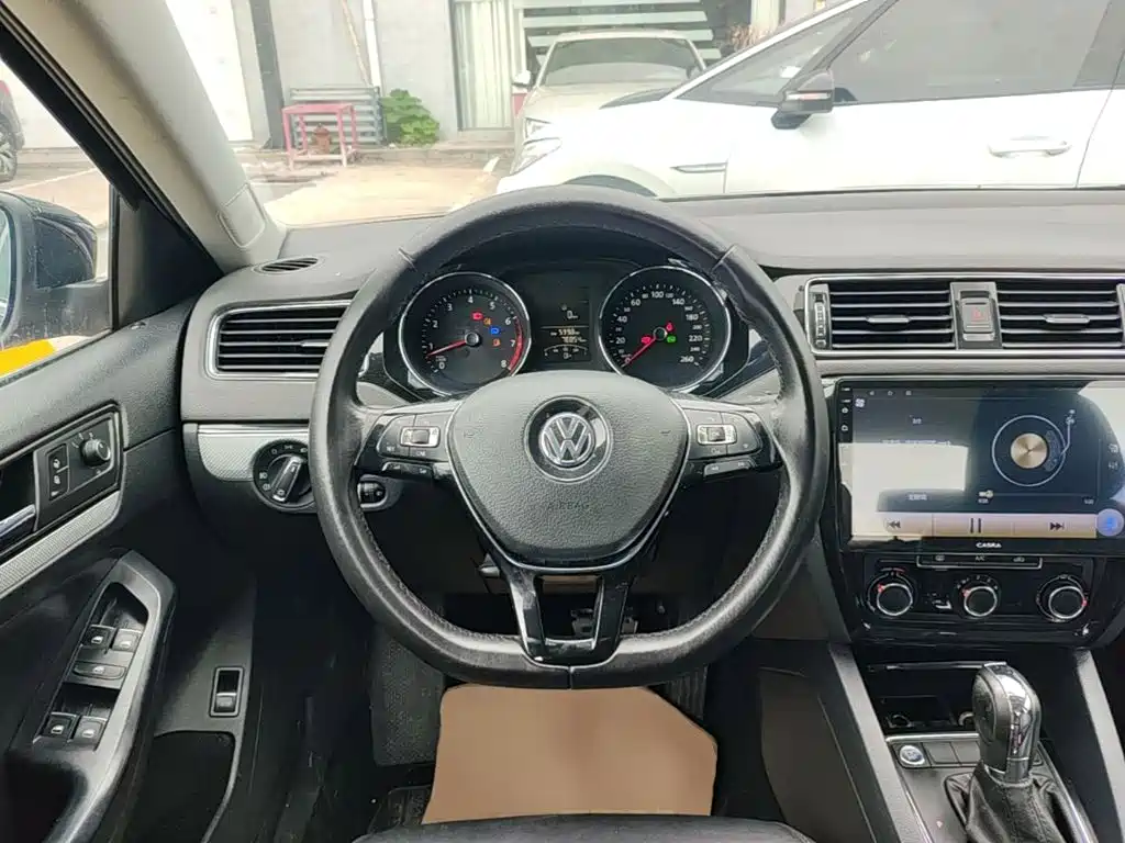 Volkswagen Sagitar — миниатюра 11