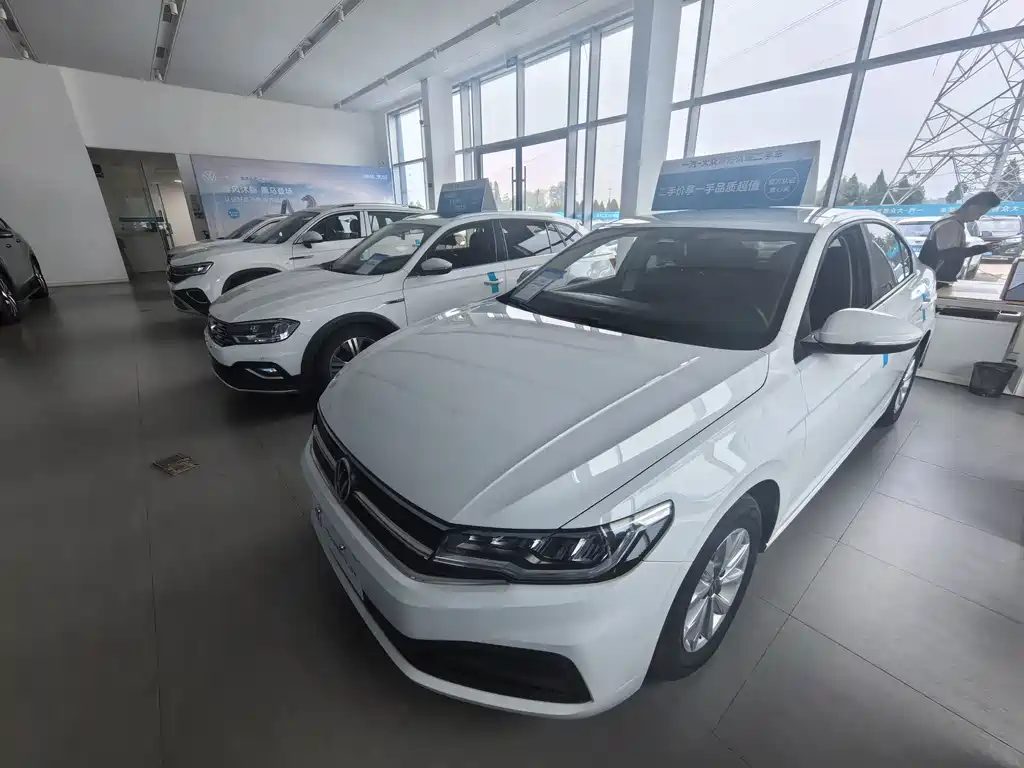 Купить Volkswagen Bora