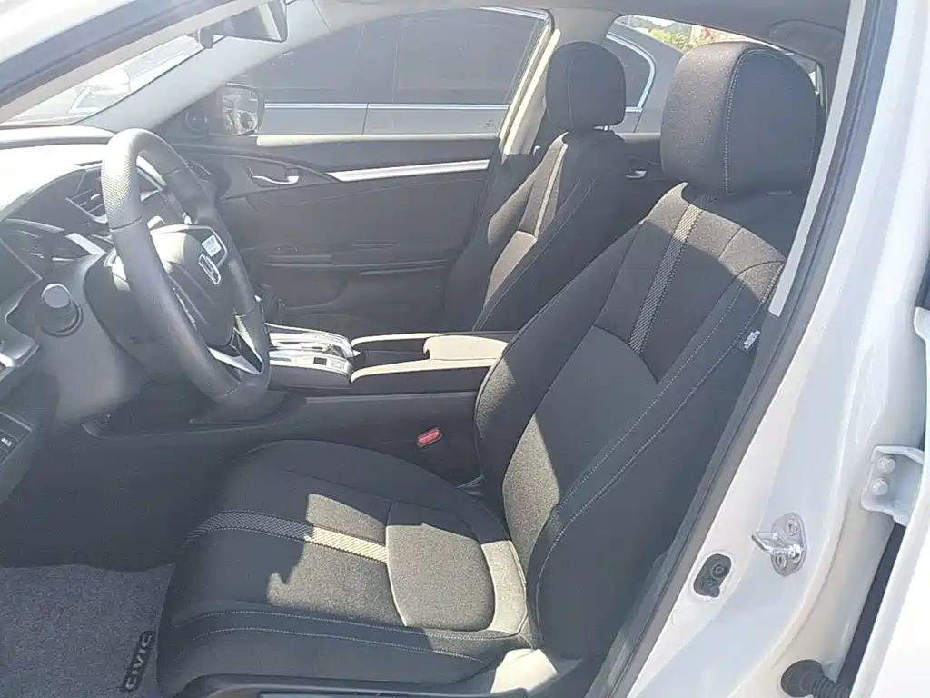 Honda Civic — миниатюра 15