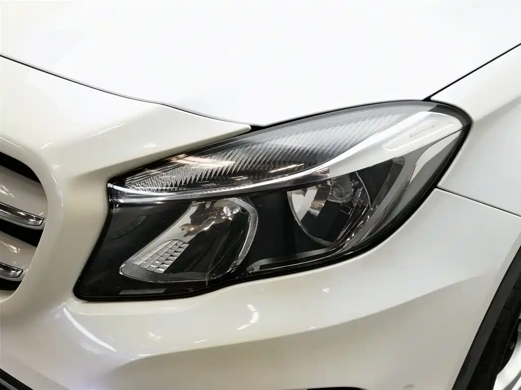 Mercedes-Benz GLA 2016 GLA 200