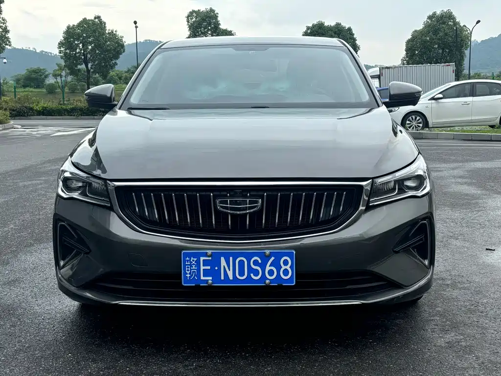 Geely Emgrand 2023 4 Champion 1.5L CVT Luxury