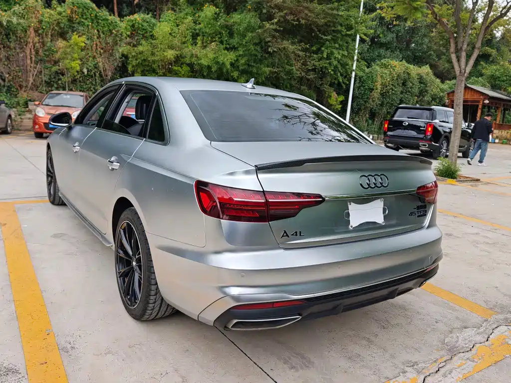 Audi A4L — миниатюра 7