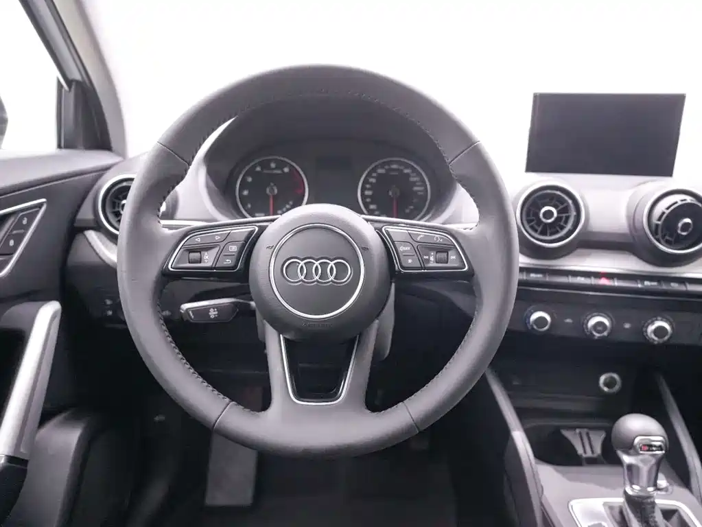 Audi Q2L — миниатюра 17
