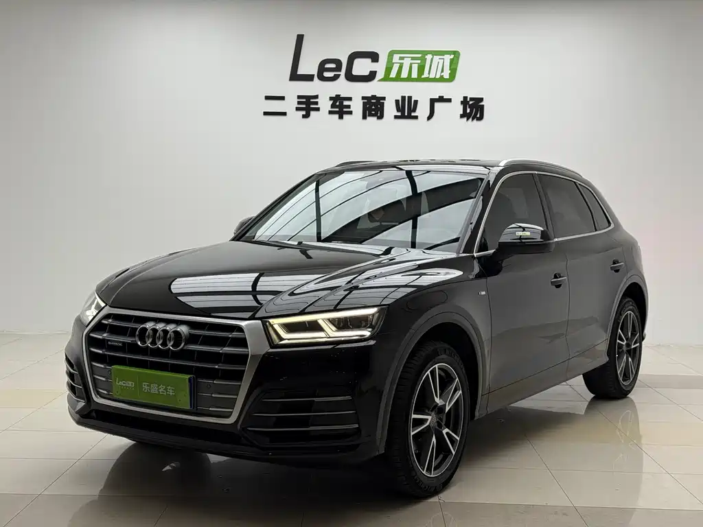 Audi Q5L 2018 40 TFSI Fashion V