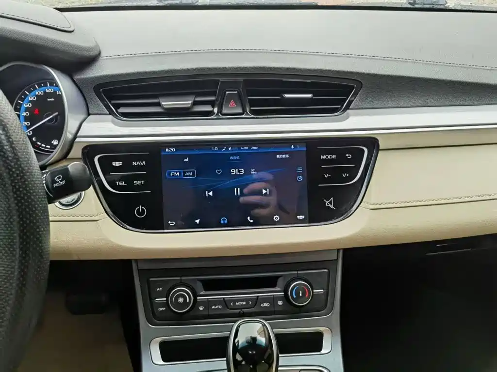 Geely Emgrand — миниатюра 13