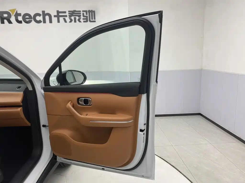 Leapmotor Leapmotor C16 — миниатюра 27