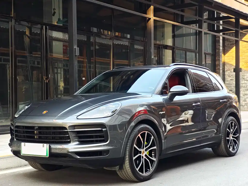 PORSCHE CAYENNE NEW ENERGY
