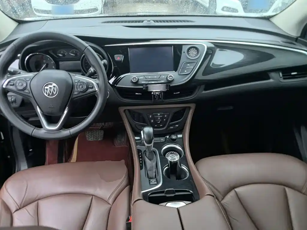 Buick Envision Plus — миниатюра 10
