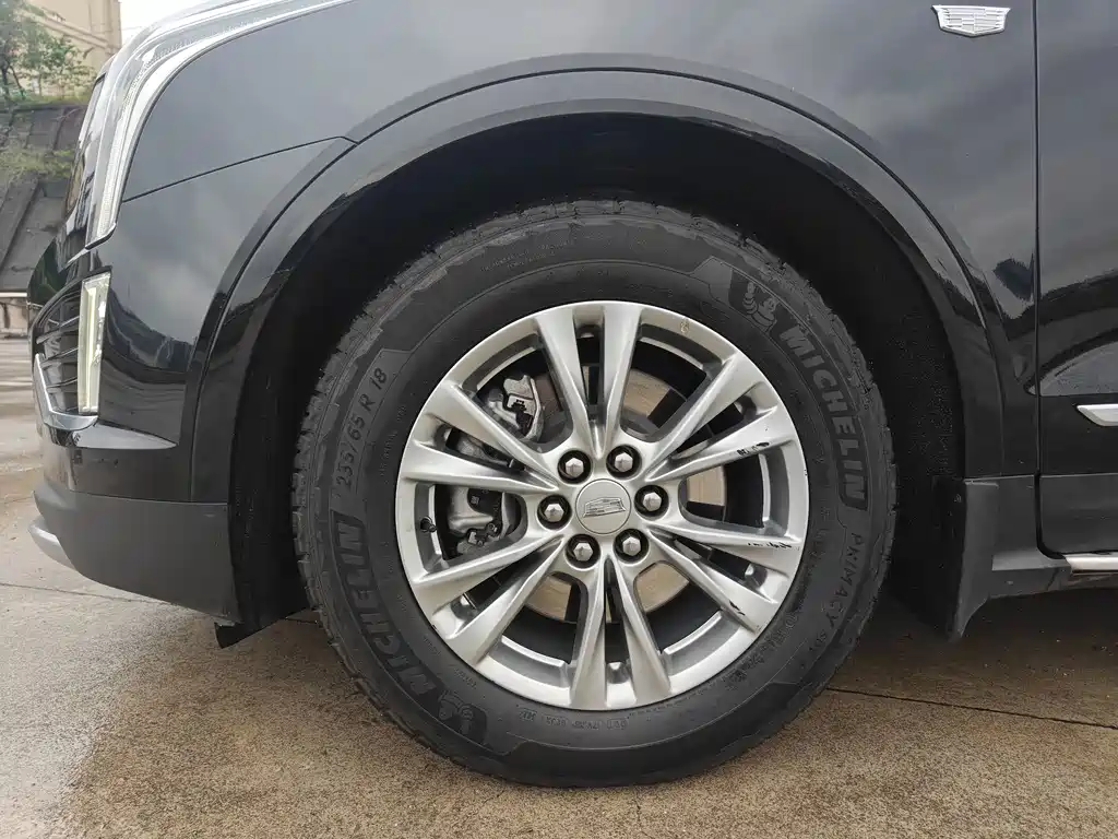 Cadillac XT5 — миниатюра 8