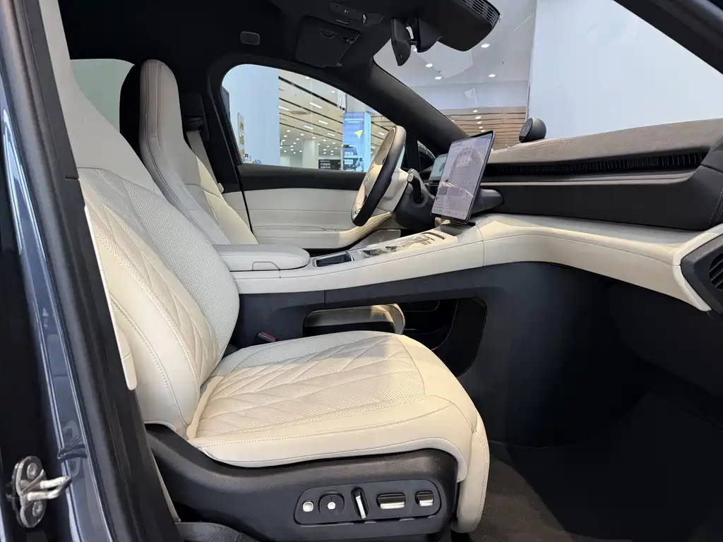 NIO EC6 — миниатюра 13