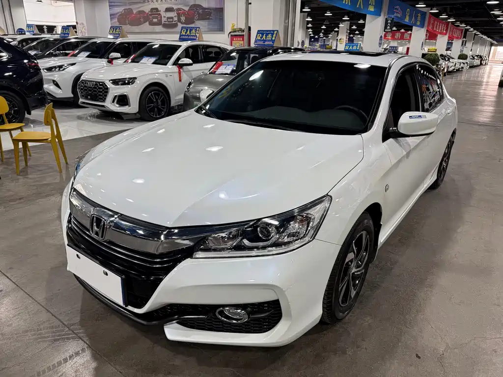Honda Accord — миниатюра 2