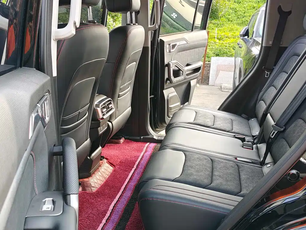 JETOUR Traveller 2025 2.0TD XWD AT Long Wheelbase 7 мест
