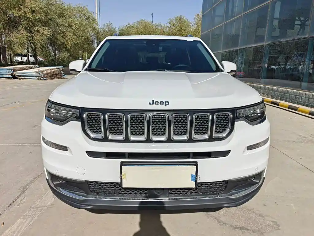 Jeep Grand Commander — миниатюра 2
