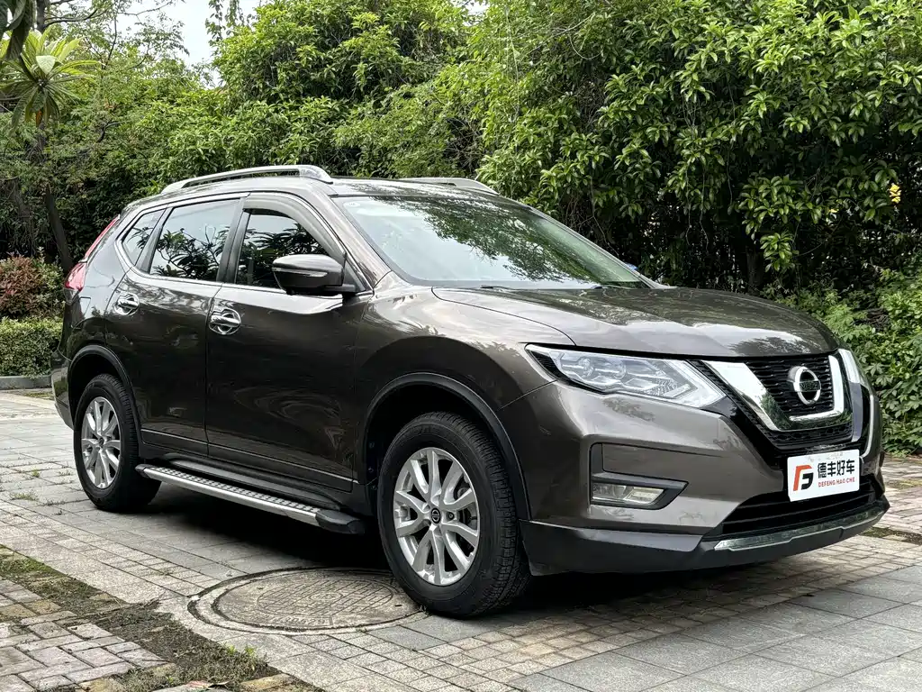 Nissan X-Trail — миниатюра 3