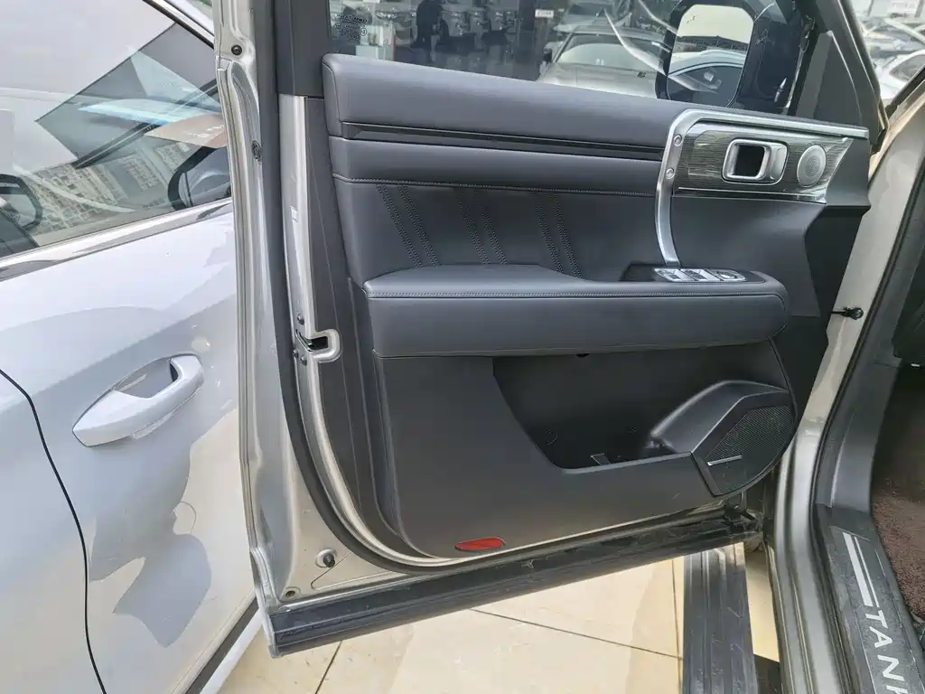 TANK TANK 400 NEW ENERGY