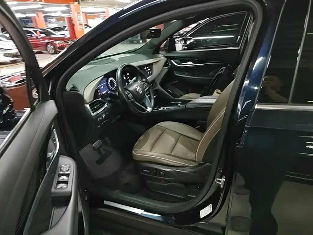 Buick Enclave — миниатюра 15