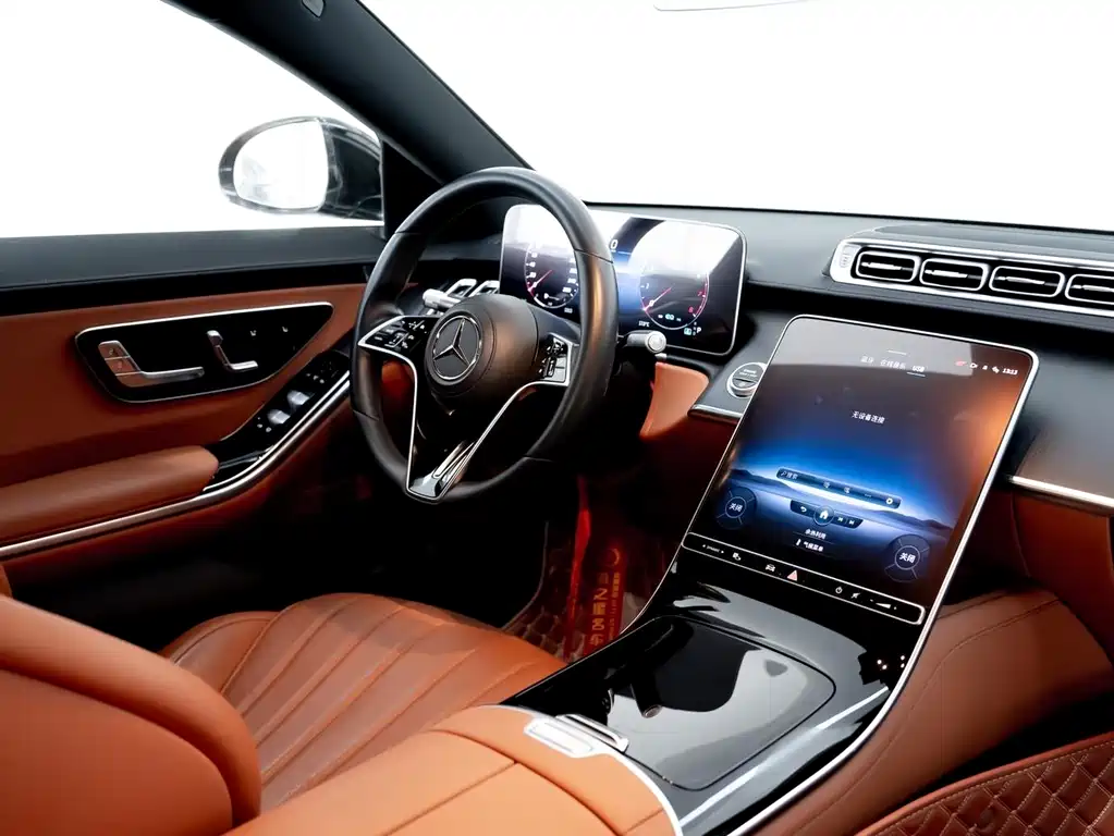 Mercedes-Benz S-Class — миниатюра 13